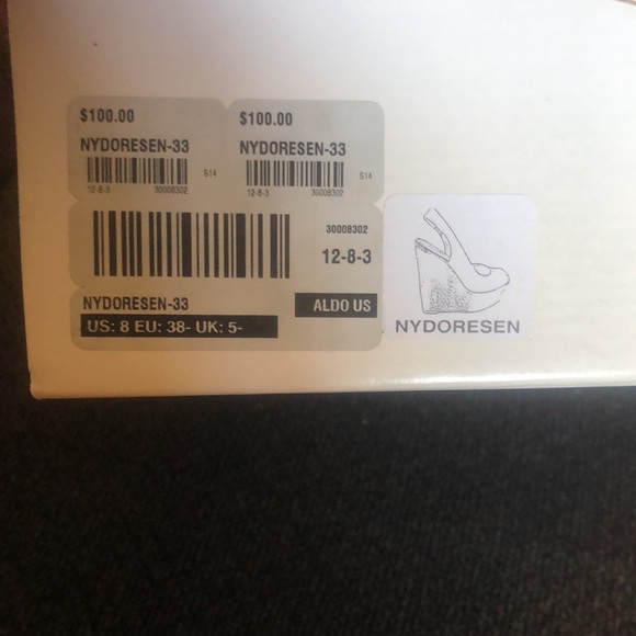 ❤️SOLD❤️ Aldo high heel wedges - Picture 5 of 5